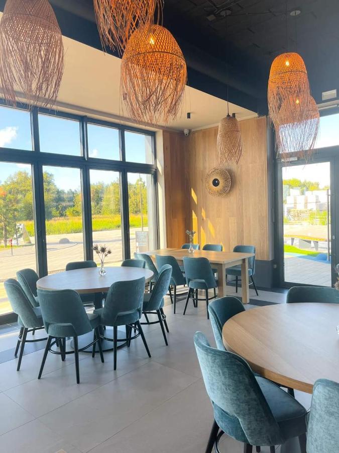 Polanki Aqua Apartamenty Nielimitowany Dostep Do Basenow Parking Free Kolobrzeg Exterior photo