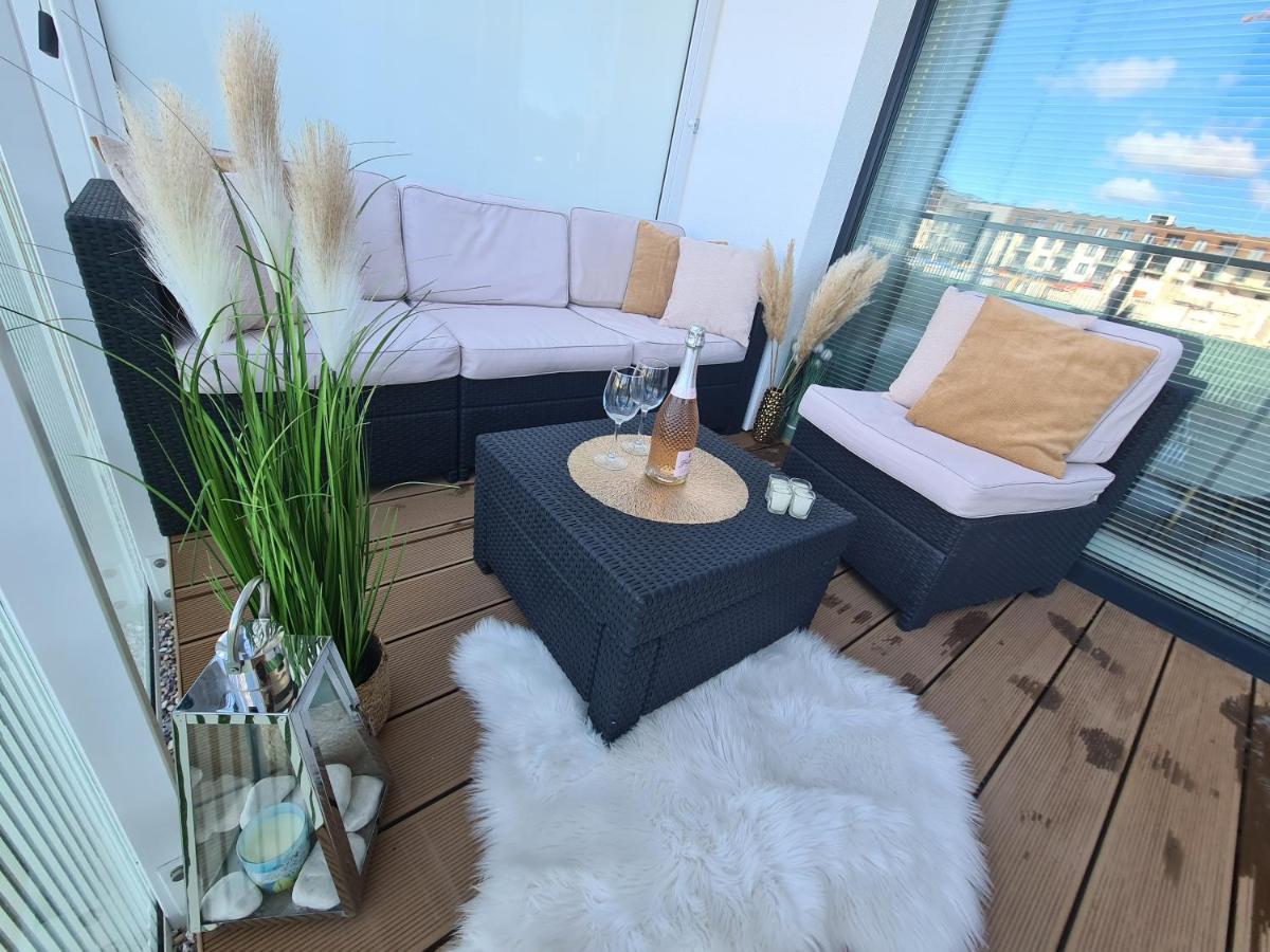 Polanki Aqua Apartamenty Nielimitowany Dostep Do Basenow Parking Free Kolobrzeg Exterior photo